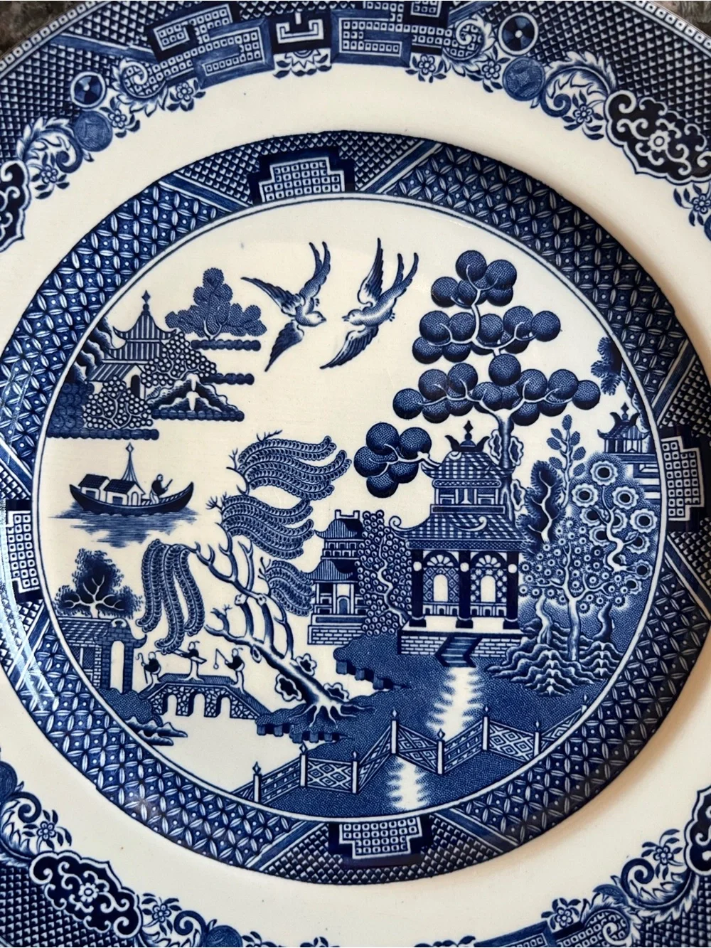 Vintage Johnson Brothers Blue Willow Dinner Plate 10